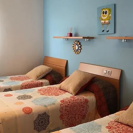 A Dream With Garden, Porch, Barbecue, Sea Views And Near The Beach. Prázdninový dům *